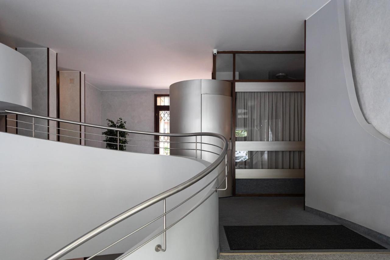 شقة Accogliente Loft In Zona Monumentale/Cenisio ميلان المظهر الخارجي الصورة
